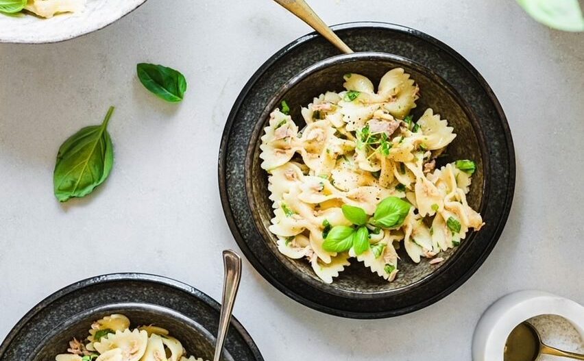 ricetta Farfalle con tonno e prezzemolo